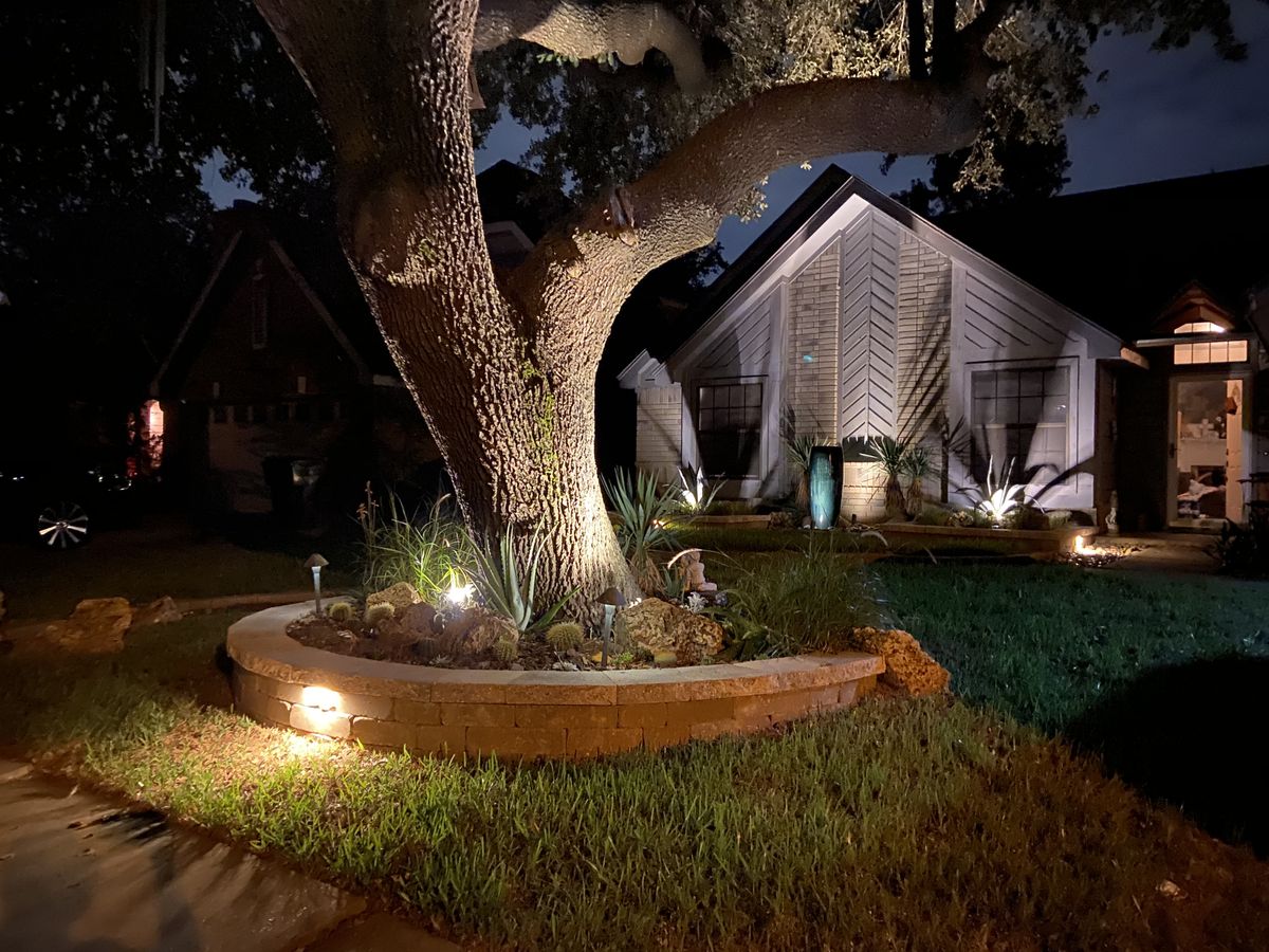 Hardscaping for Atlas Land Design in Creekside Park, TX