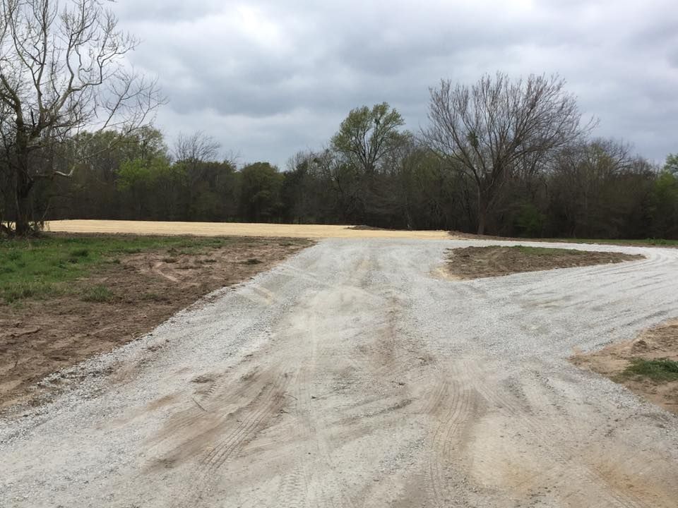 Roadbeds for Bell Sand & Gravel in Bogata, TX