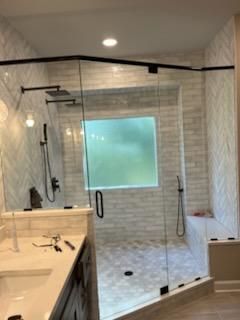 Frameless Header Systems for Pristine Shower Doors in Adairsville, GA