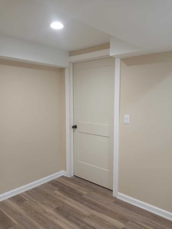 Interior Painting for Straight Edge Painting and Renovations in Milwaukee, WI
