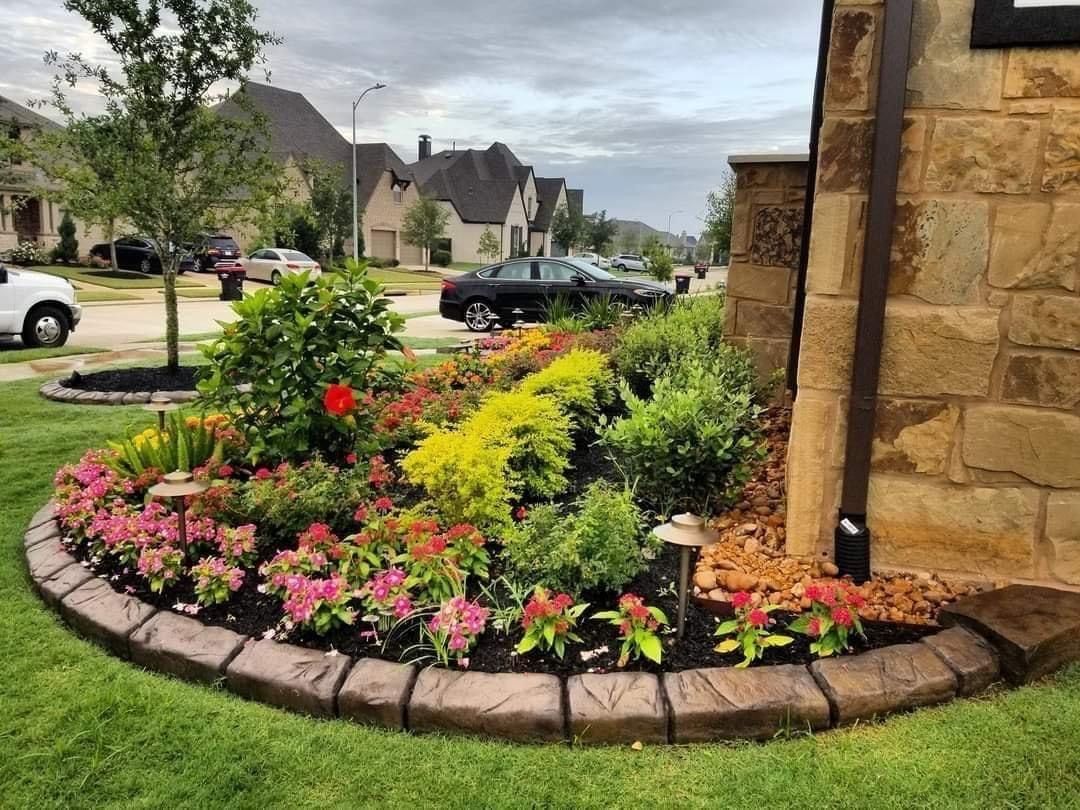 Landscaping for Texas Curb N Borders in Houston, TX