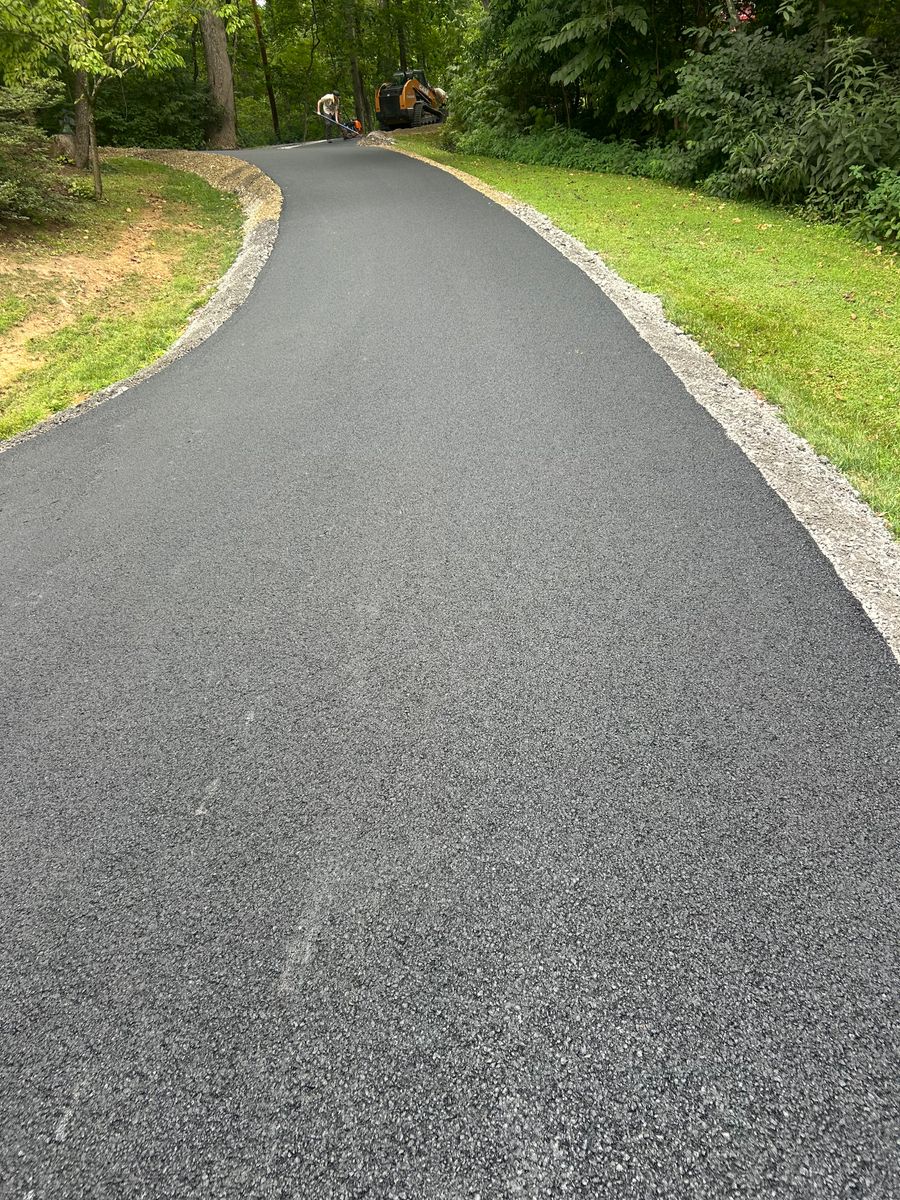 Asphalt Driveways for James R Carter Paving in Roanoke, VA