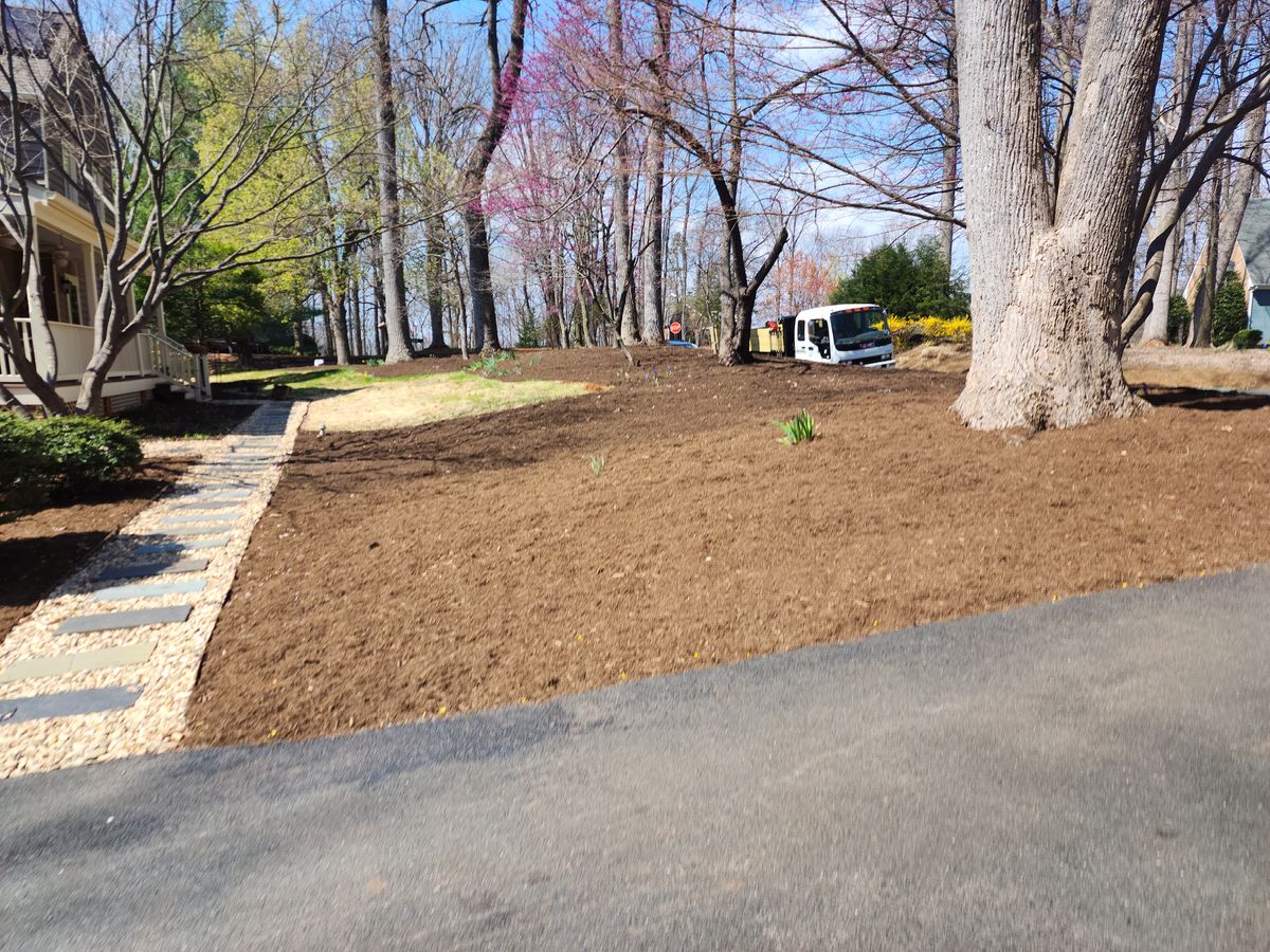 Mulch Installation for Lakeside Landscaping  in Gordonsville, VA
