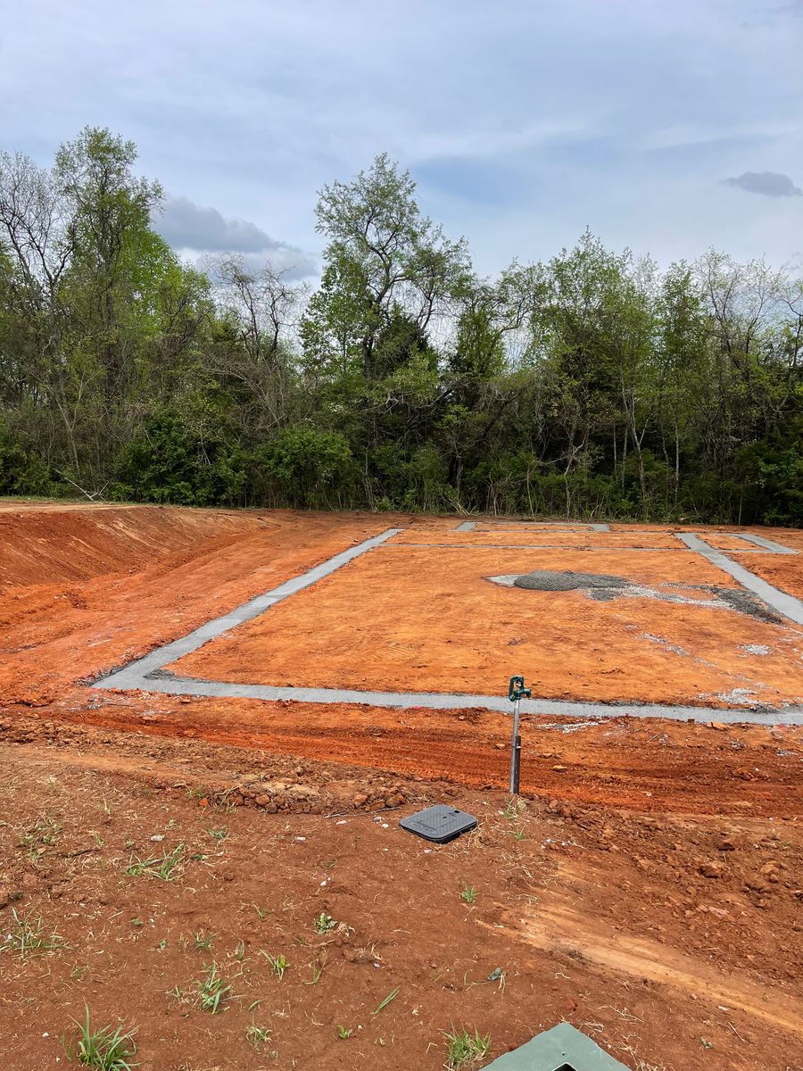 Foundation Digging for Strange Excavating & Utilities in Lenoir City, TN