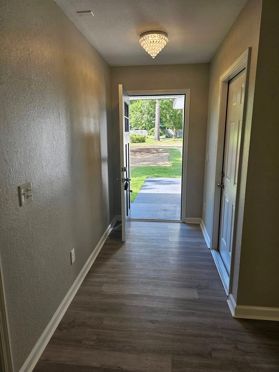 Flooring for Seaboard Construction & Real Estate Group in Quincy, FL