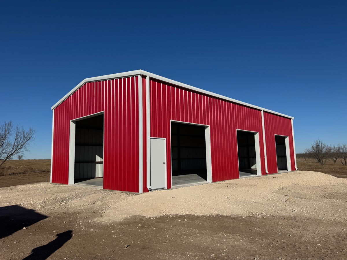 Barns for CHR Unlimited LLC in San Angelo, Texas