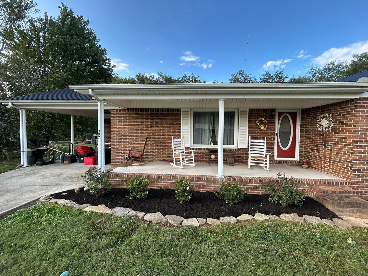 Hardscape Installation for Hawkins Outdoor Solutions in Woodbury, TN