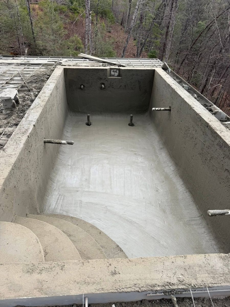 Residential & Commercial Excavation- Footers, Driveways, & Septics for Grasshopper Excavating & Pools in Pigeon Forge, TN