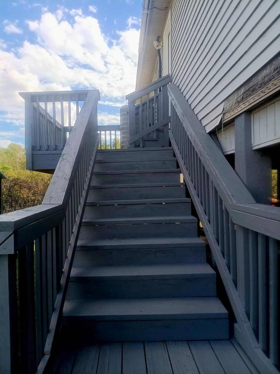 Staining for Hollier's Painting in Lafayette, LA