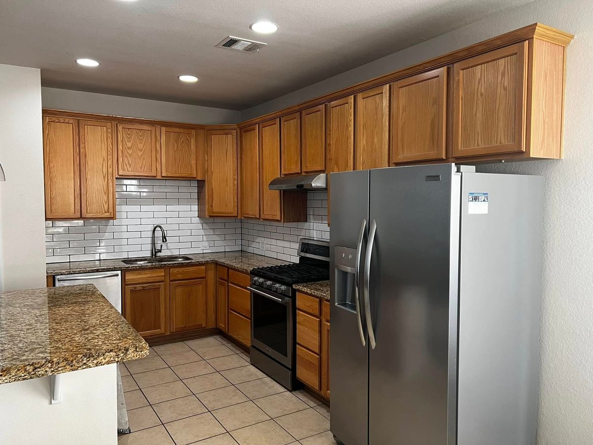 Kitchen and Cabinet Refinishing for Reliable Painting Services in Round Rock, TX