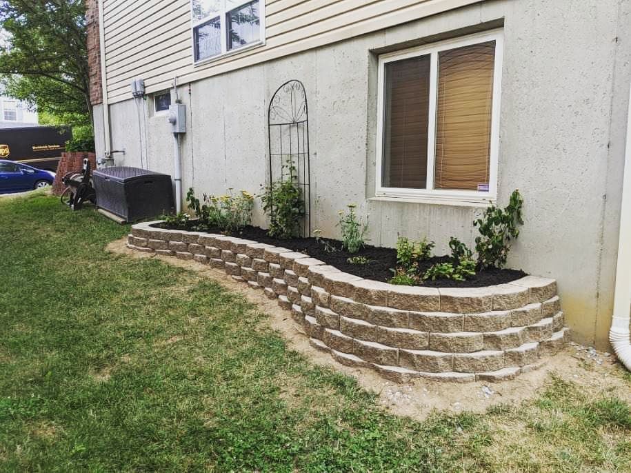 Retaining Wall Construction for Ryt's Landscaping LLC in Cincinnati, OH