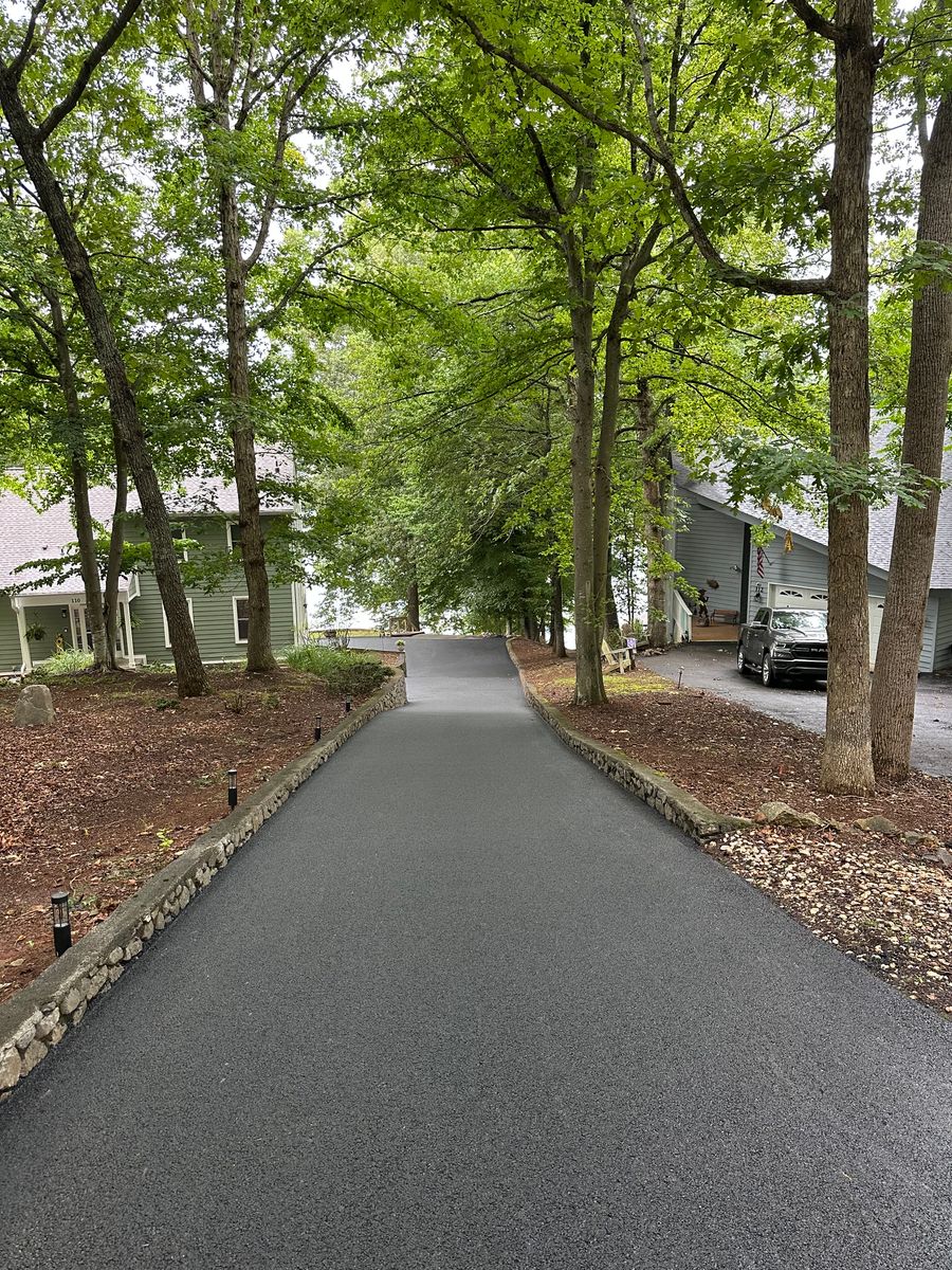 Asphalt Driveways for James R Carter Paving in Roanoke, VA