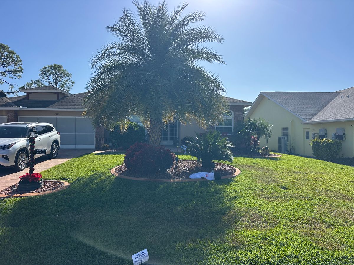Lawn Spraying for Garrison Pest Control Inc in North Weeki Wachee, FL