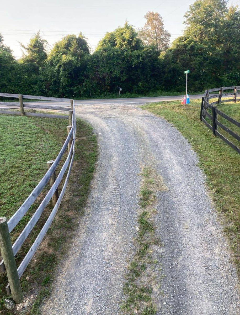 Driveway Regrading for 9999 Building and Renovation LLC in Warrenton, VA