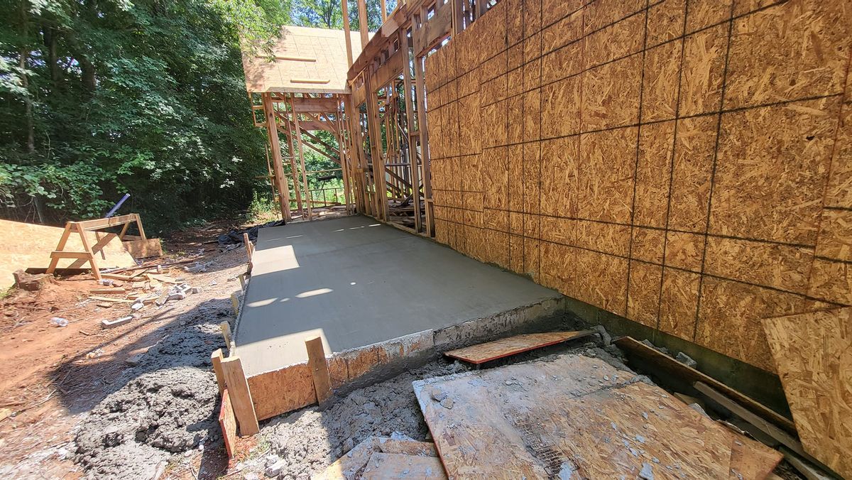 Concrete for Huerta's Concrete Finishing in Pontotoc, MS