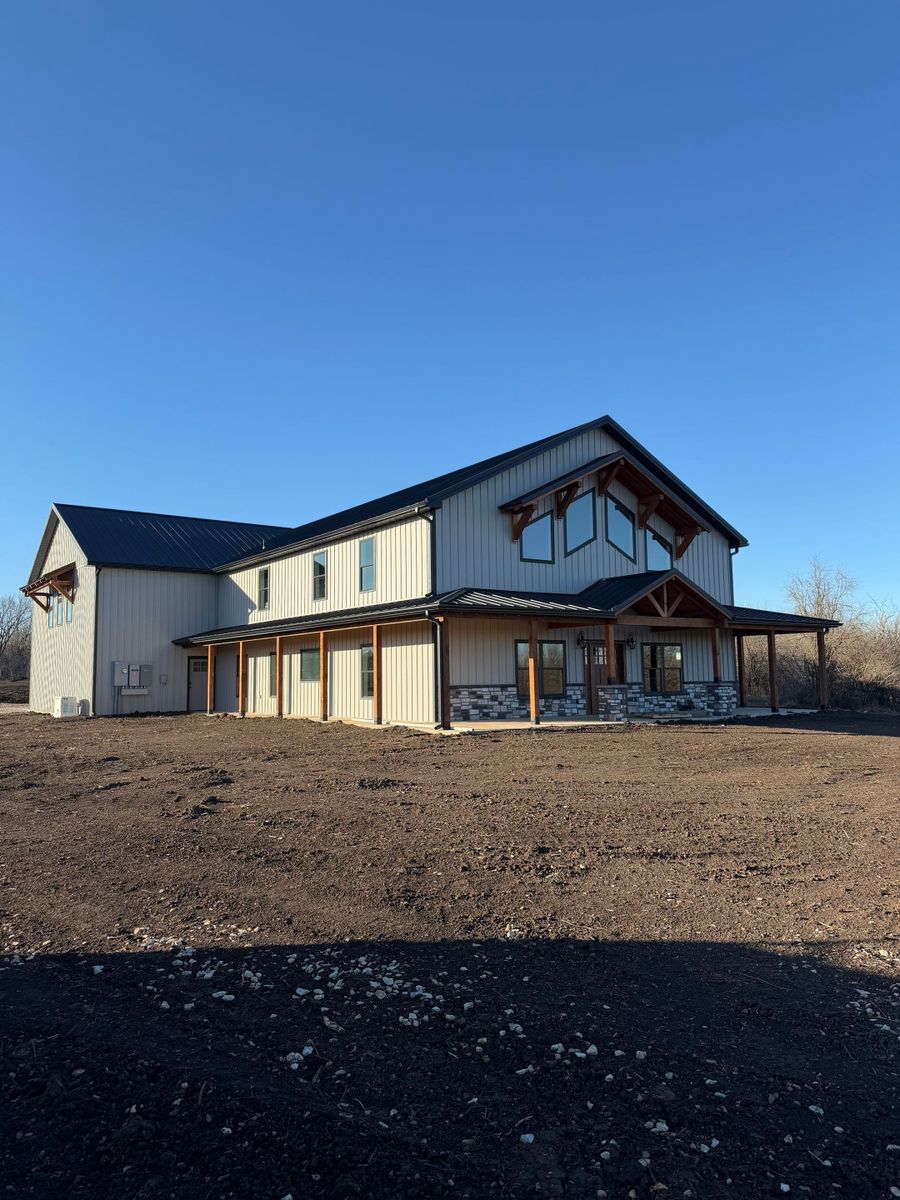 Siding & Roofing for Edgecomb Builders in Ottawa , KS