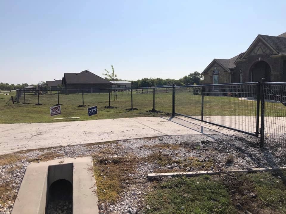 Metal Fencing for Leatherneck Welding, LLC in Gainesville, TX