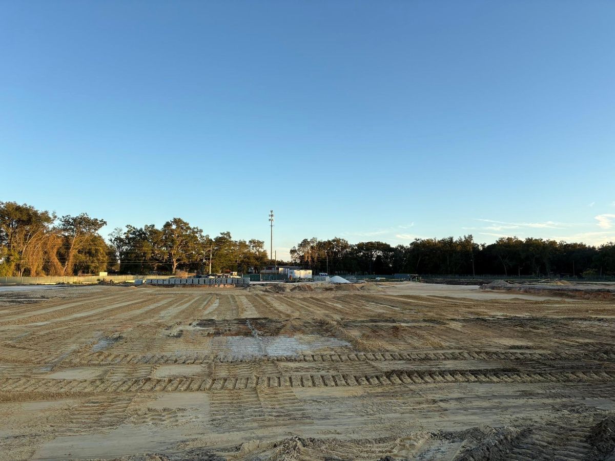 Site Preparation for South Lake Loader Service in Minneola, FL