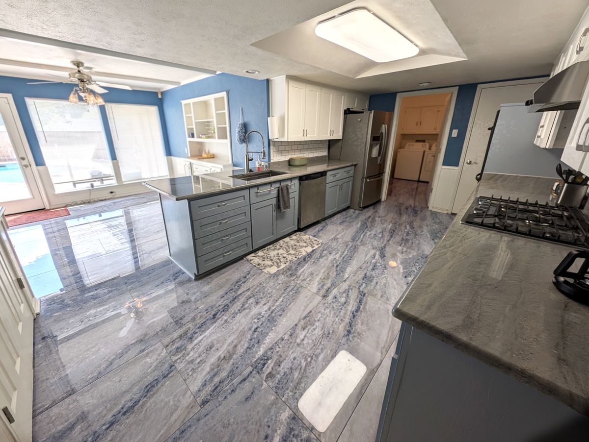 Kitchen Remodeling for Cincero Homes in Dallas, TX