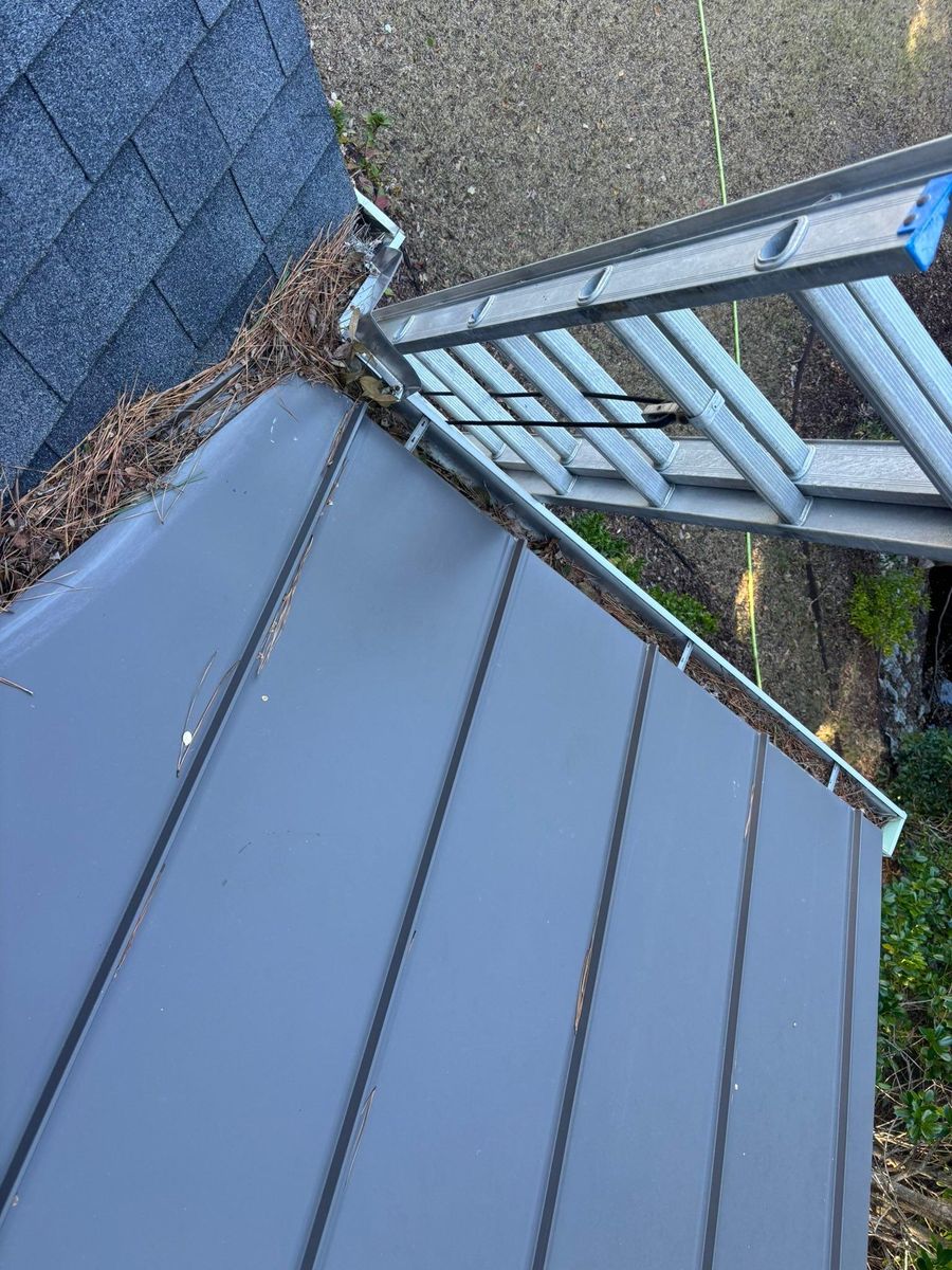 Gutter Cleaning for Living Stream Pressure Washing in Wilmington, NC
