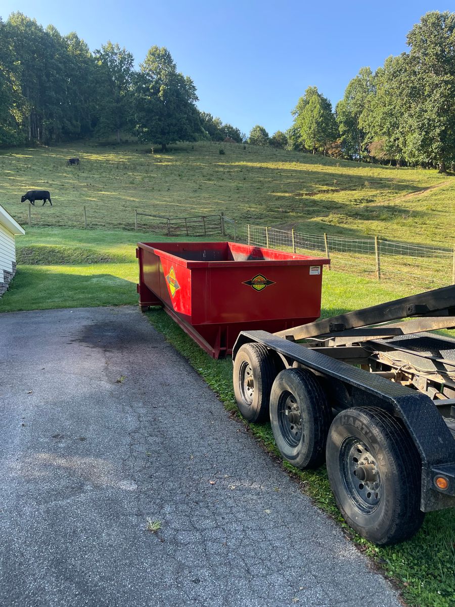 25 Yard Dumpster  for Everything Outdoors in Abingdon, VA
