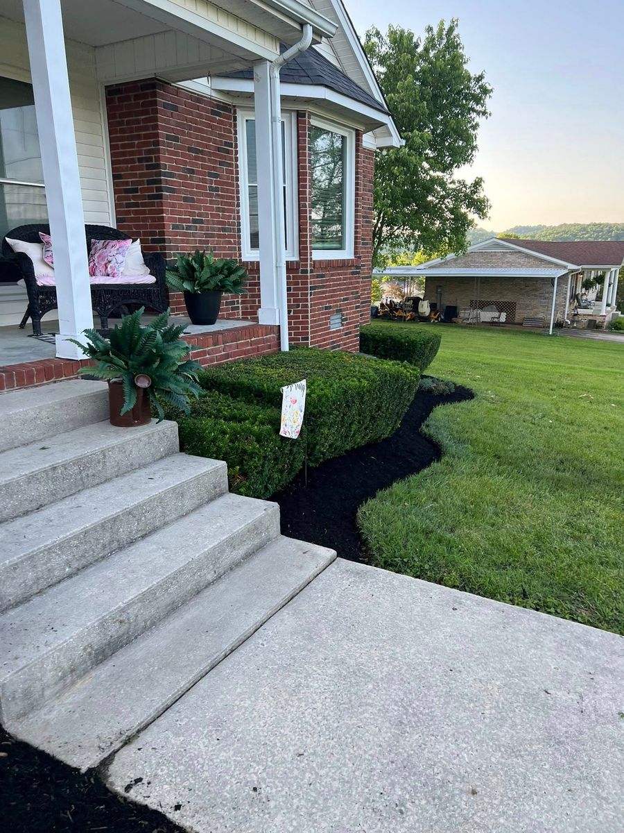 Landscape Design for Arnold’s Outdoor Solutions in Woodbury, TN