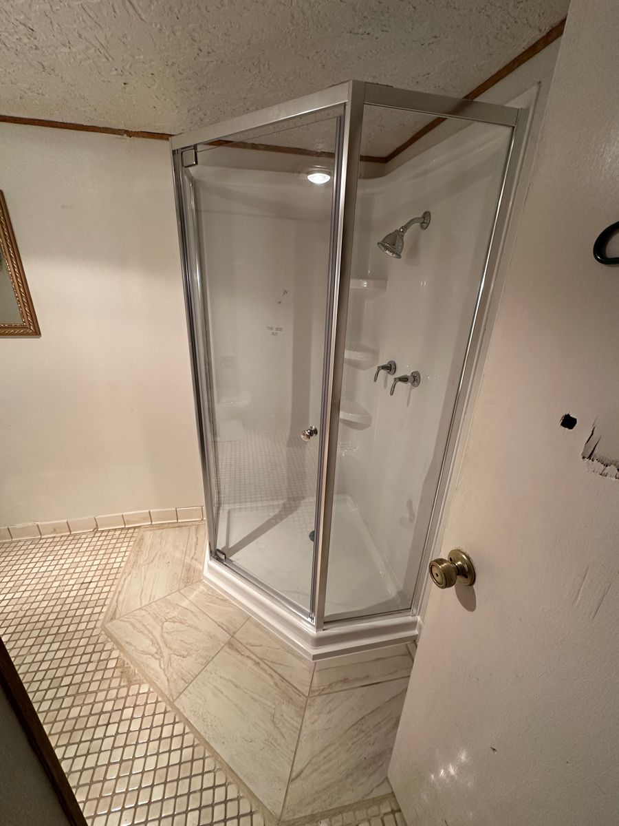 Bathroom Renovation for Calderons Proquality Construction LLC in The Dalles, OR