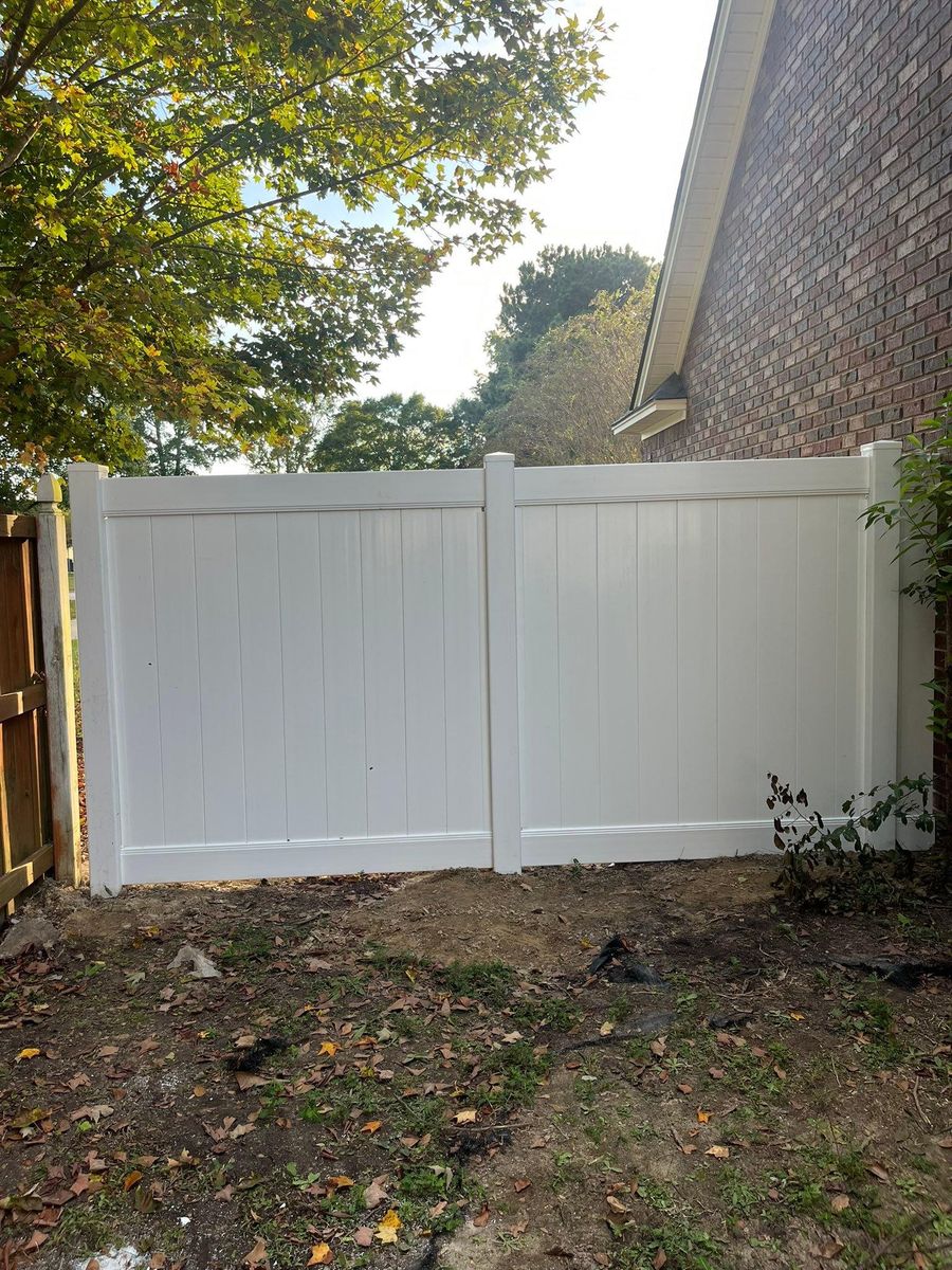 Fence Installation for JB Nealy Fence in Elgin, SC