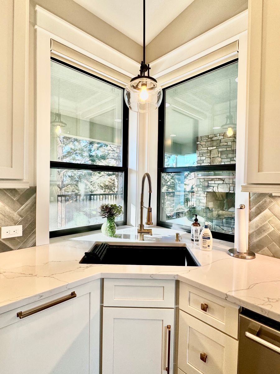 Kitchen Renovation for Next-Gen Pro-Builders in Kennewick, WA
