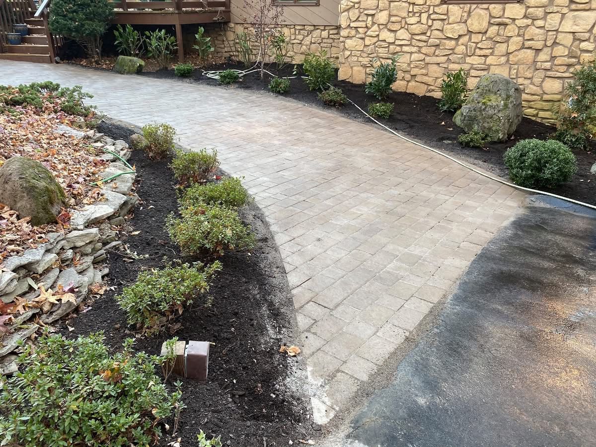 Patio & Walkway design for Real Deal Lawn Care in Goodlettsville, TN