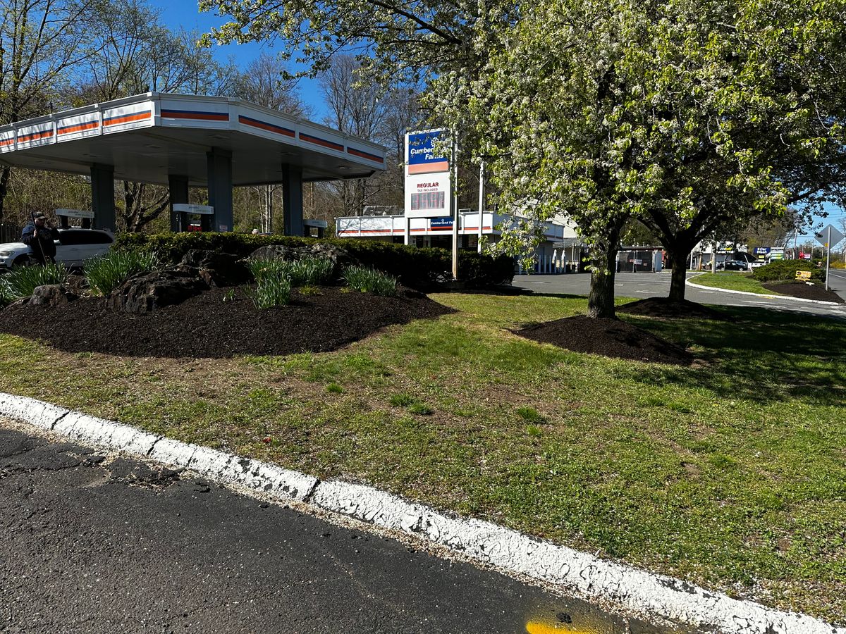 Commercial Landscape Maintenance for Ace Landscaping in Trumbull, CT