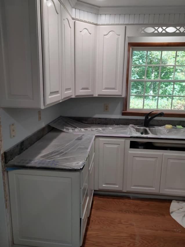 Kitchen and Cabinet Refinishing for Perfect colors painting llc in Mechanicsville, MD