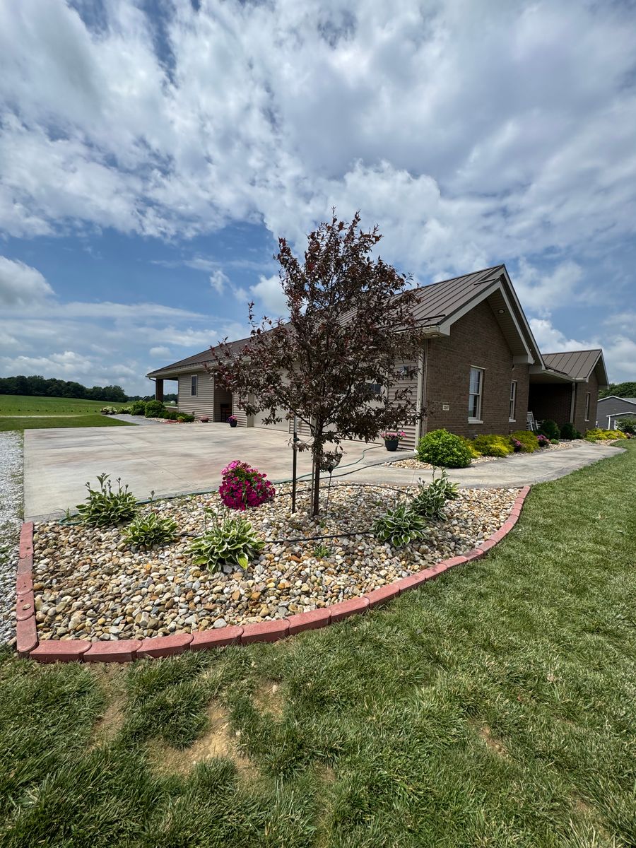 Lawn Maintenance for McKenzie's Landscaping in Shelby County, OH