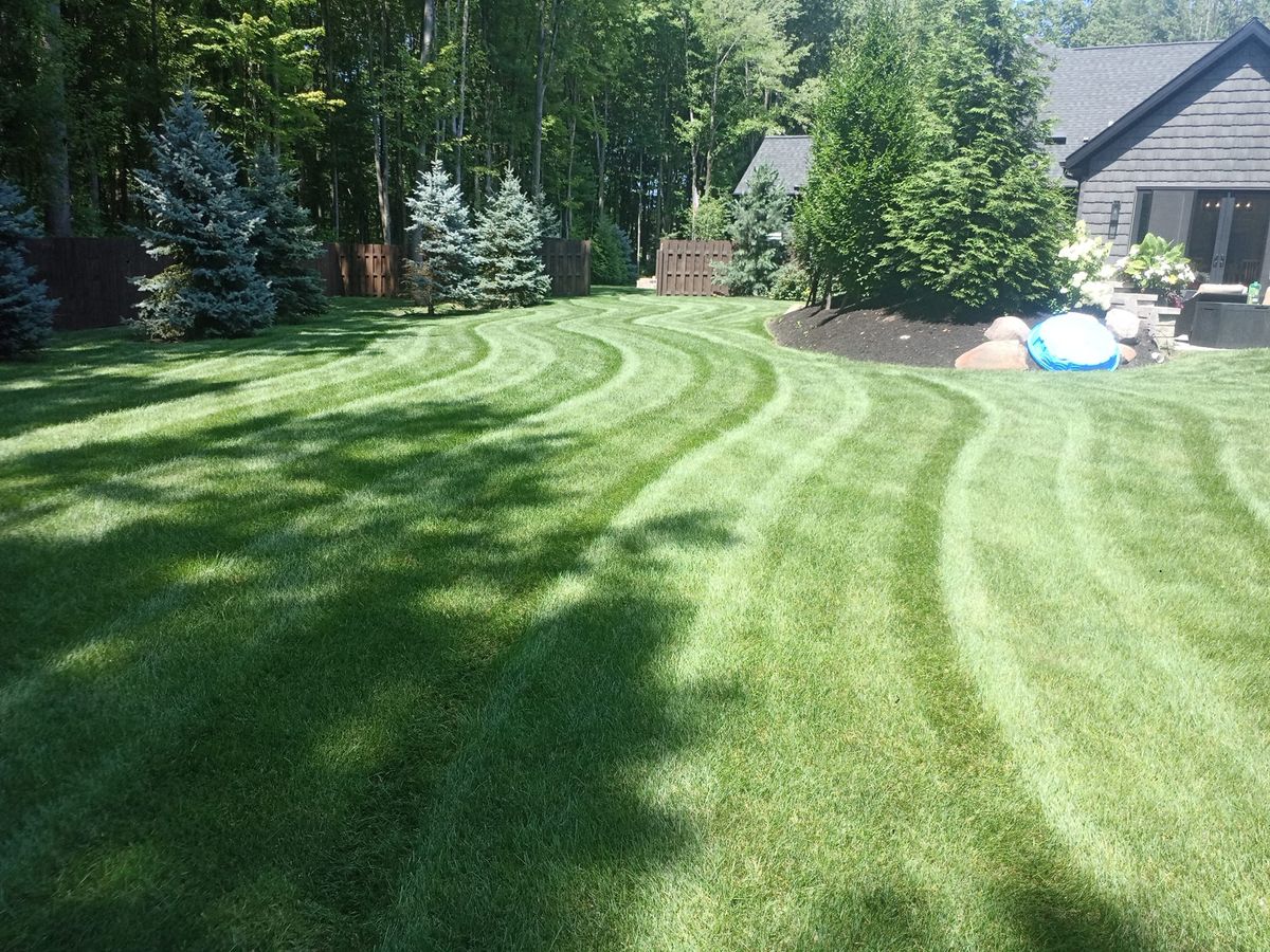 Mowing for Hendricks Mowing in Amherst, OH
