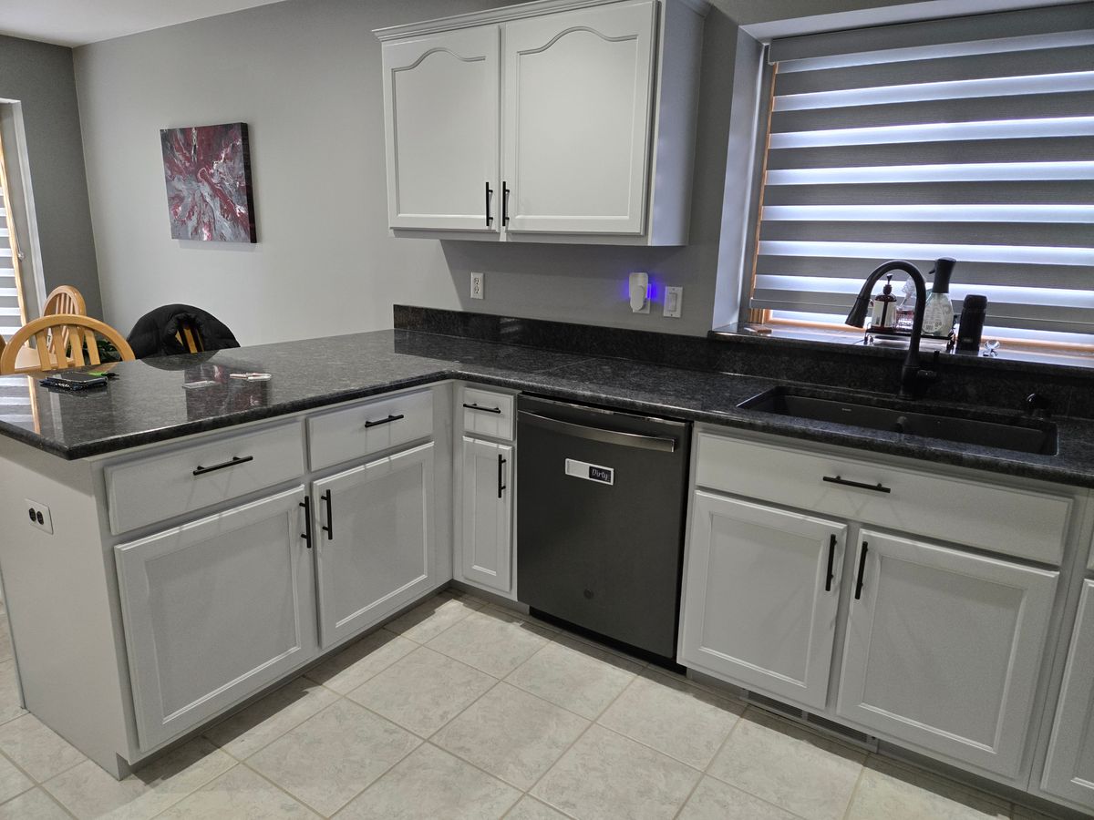 Interior Painting for Rolling Magic Paints in Washington Township, MI