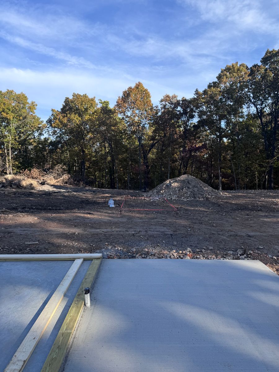 Concrete for Aaron’s Home Remodeling & Repair LLC in Pineville, MO