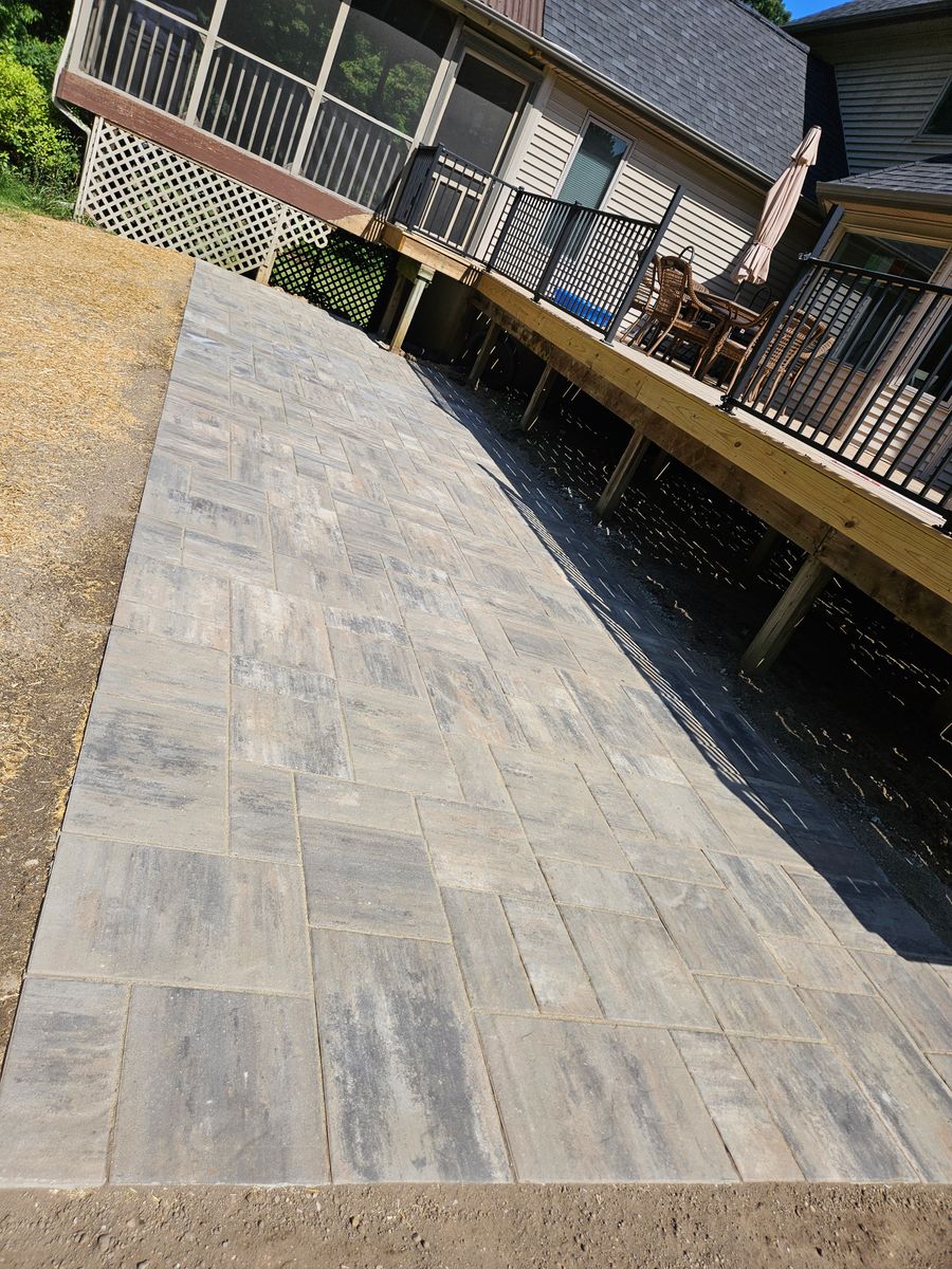 Hardscape Installation for Howell Hardscape Inc in Brighton, MI