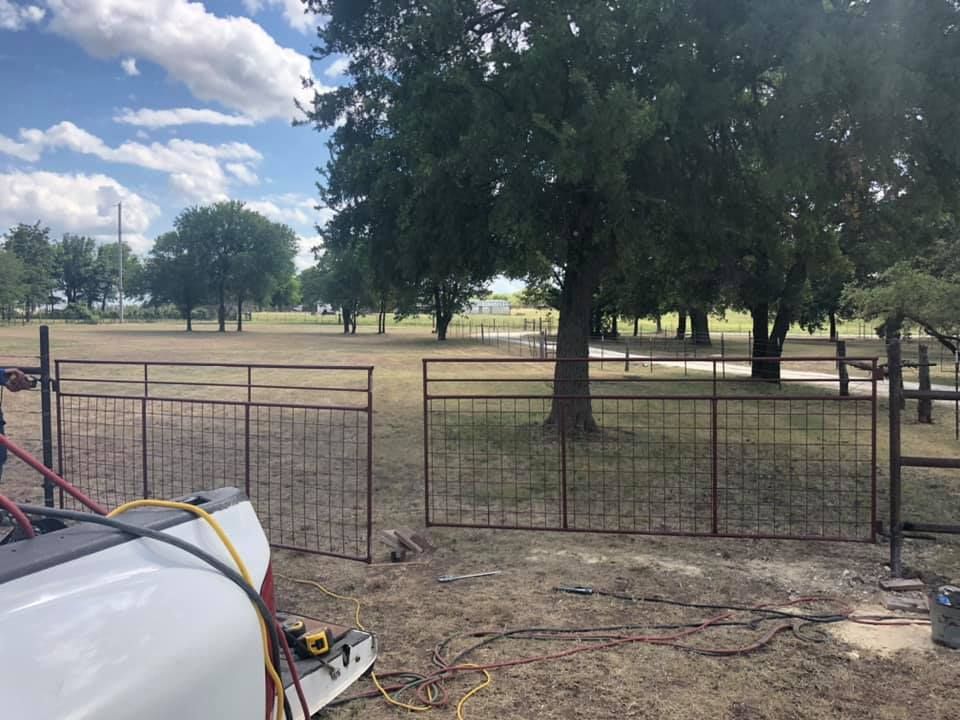 Fencing for For the Family Welding in Stephenville, TX