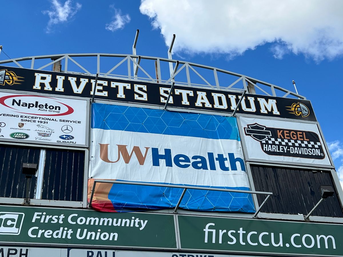 Store Front Signs for MTZ Signs in Janseville, WI