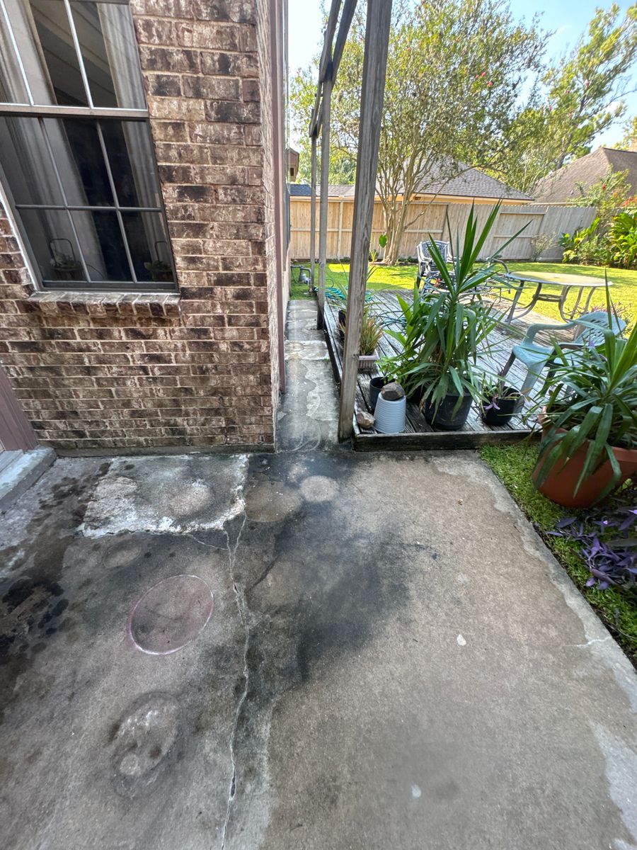 Driveway & Sidewalk Cleaning for Power Pressure Wash in Houston, TX