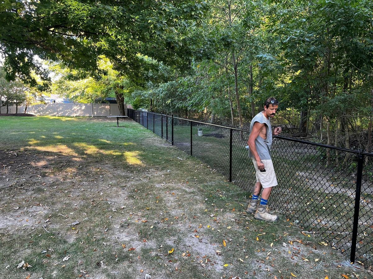 Fence Repair for Castle Fence and Deck LLC in Medina, OH