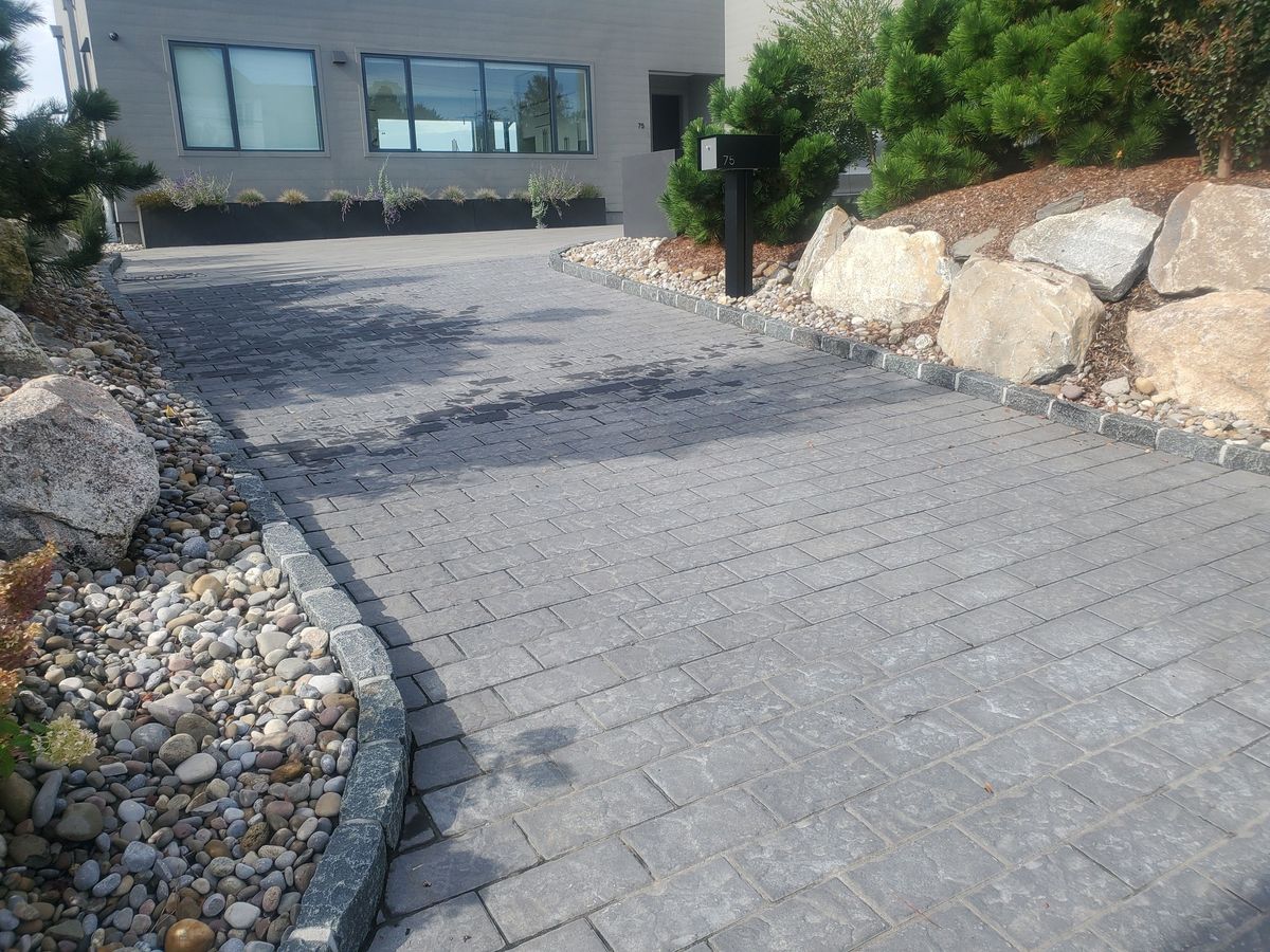 Landscape Installation for Glen R. Guilman Construction in Goshen, CT