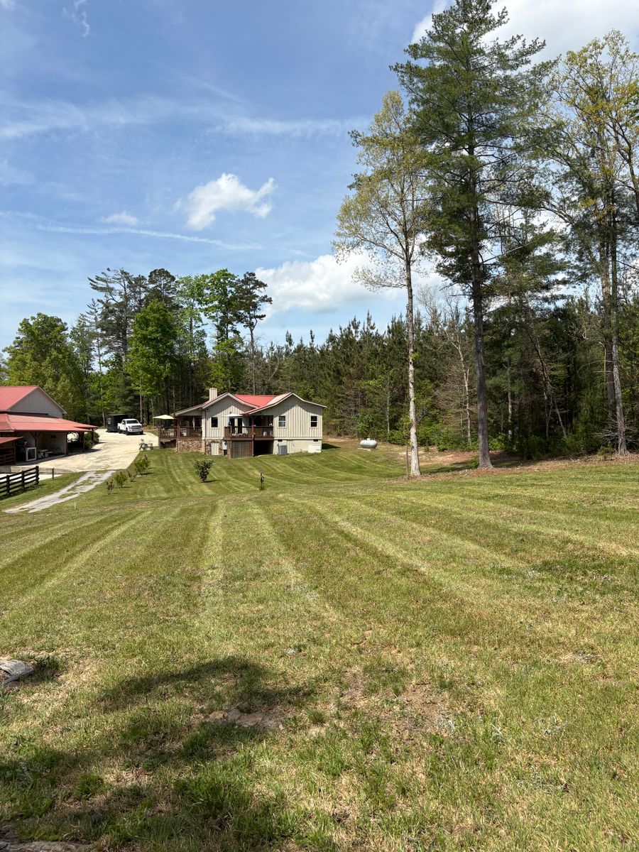 Mowing for Taylormade Lawn Management in Habersham County, GA