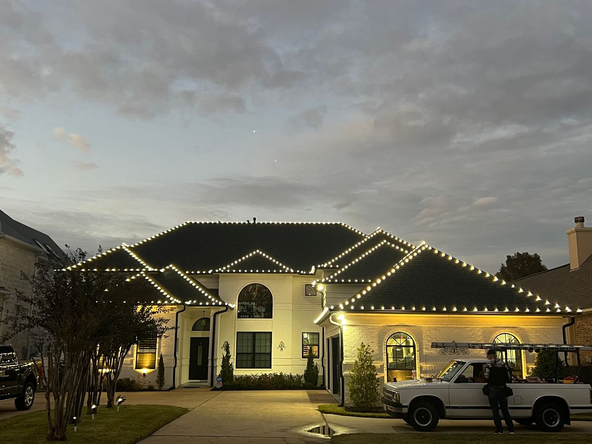 Residential Christmas Light Installation for North Star Christmas Lighting in Conroe,  TX