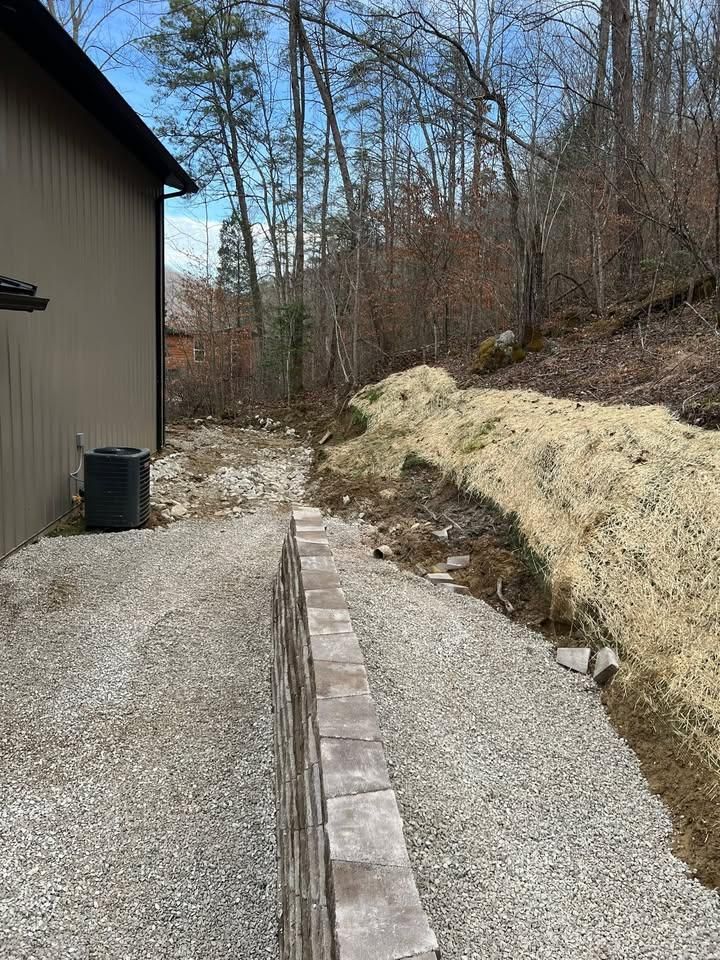 Retaining Walls for Dust Till Dawn Lawn in London, Kentucky
