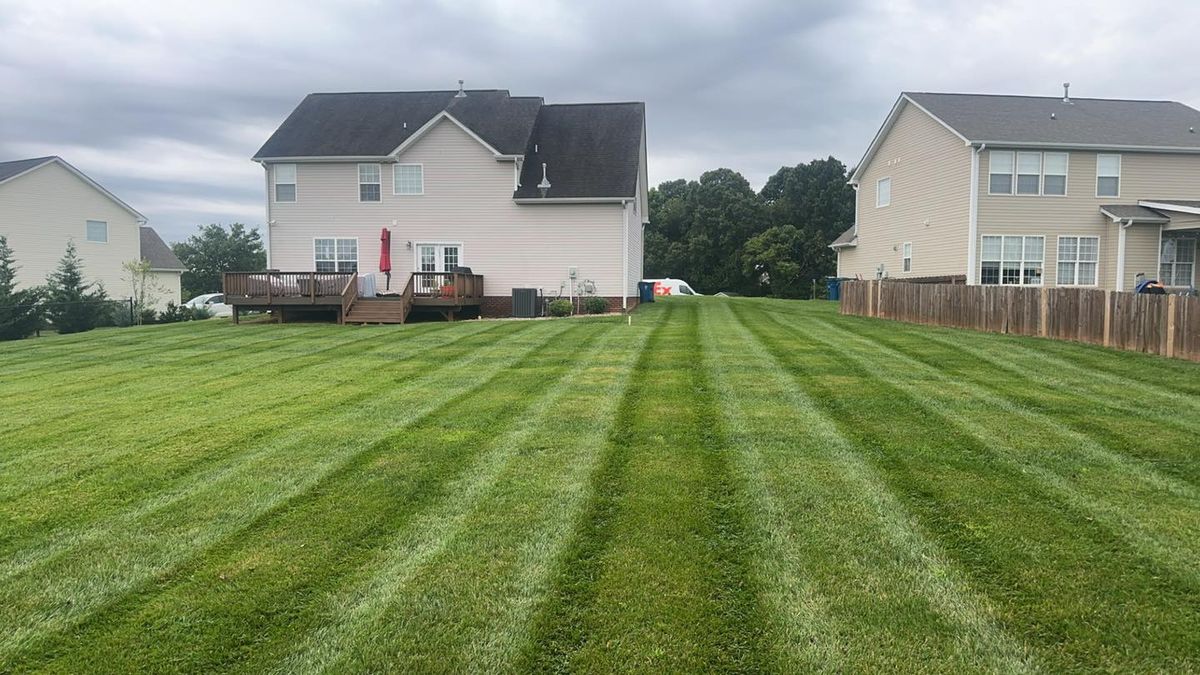 Lawn Maintenance for Brixton’s Lawn Care in Wilkesboro, NC