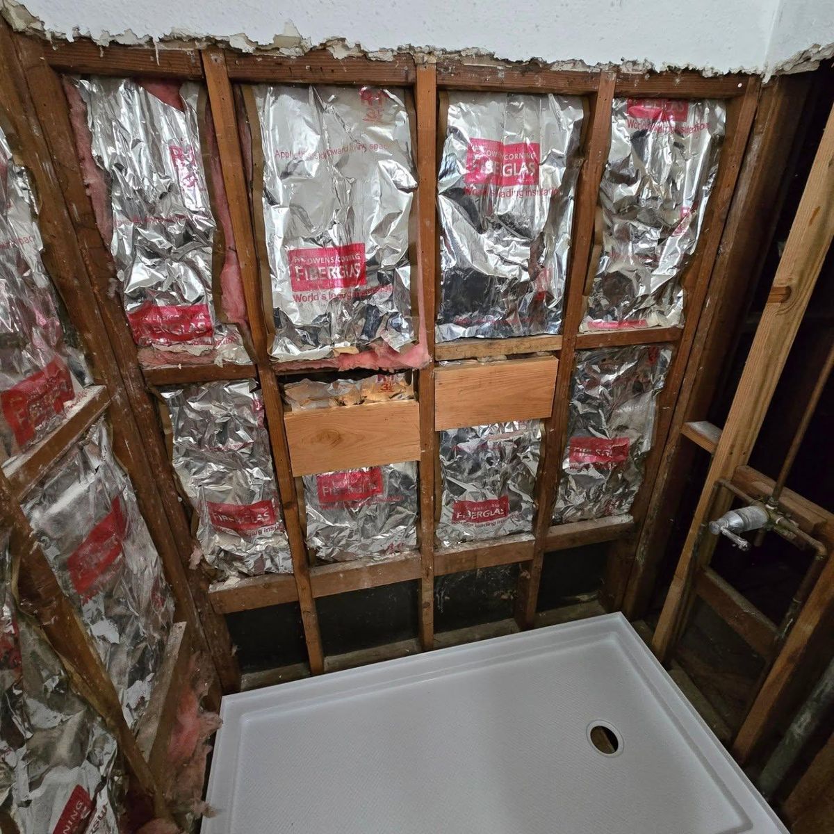 Apartment repairs, renovations & maintenance for AMH Construction in Sacramento, CA