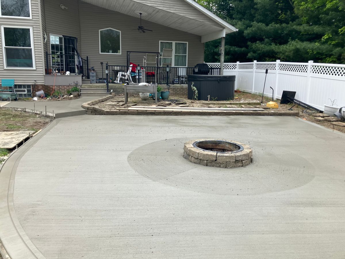 Patio Design & Installation for Lake Erie Companies in Grand River, OH
