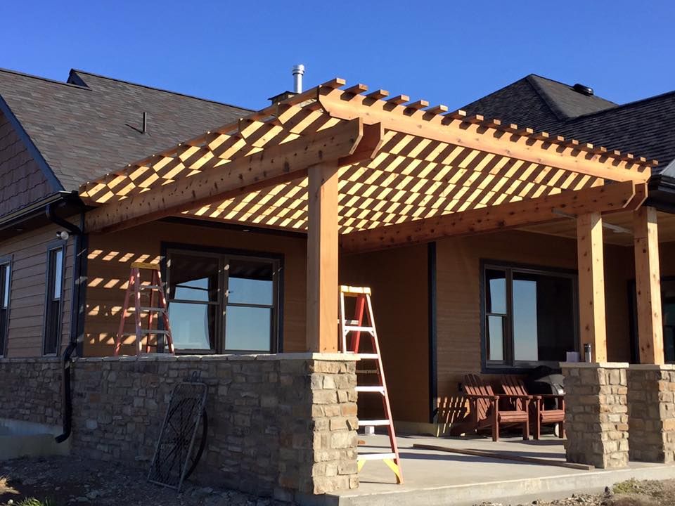 Deck & Patio Installation for Edgecomb Builders in Garnett, KS