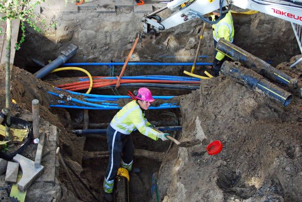 Utility line excavation for Louisville Earth Movers in Crestwood, KY